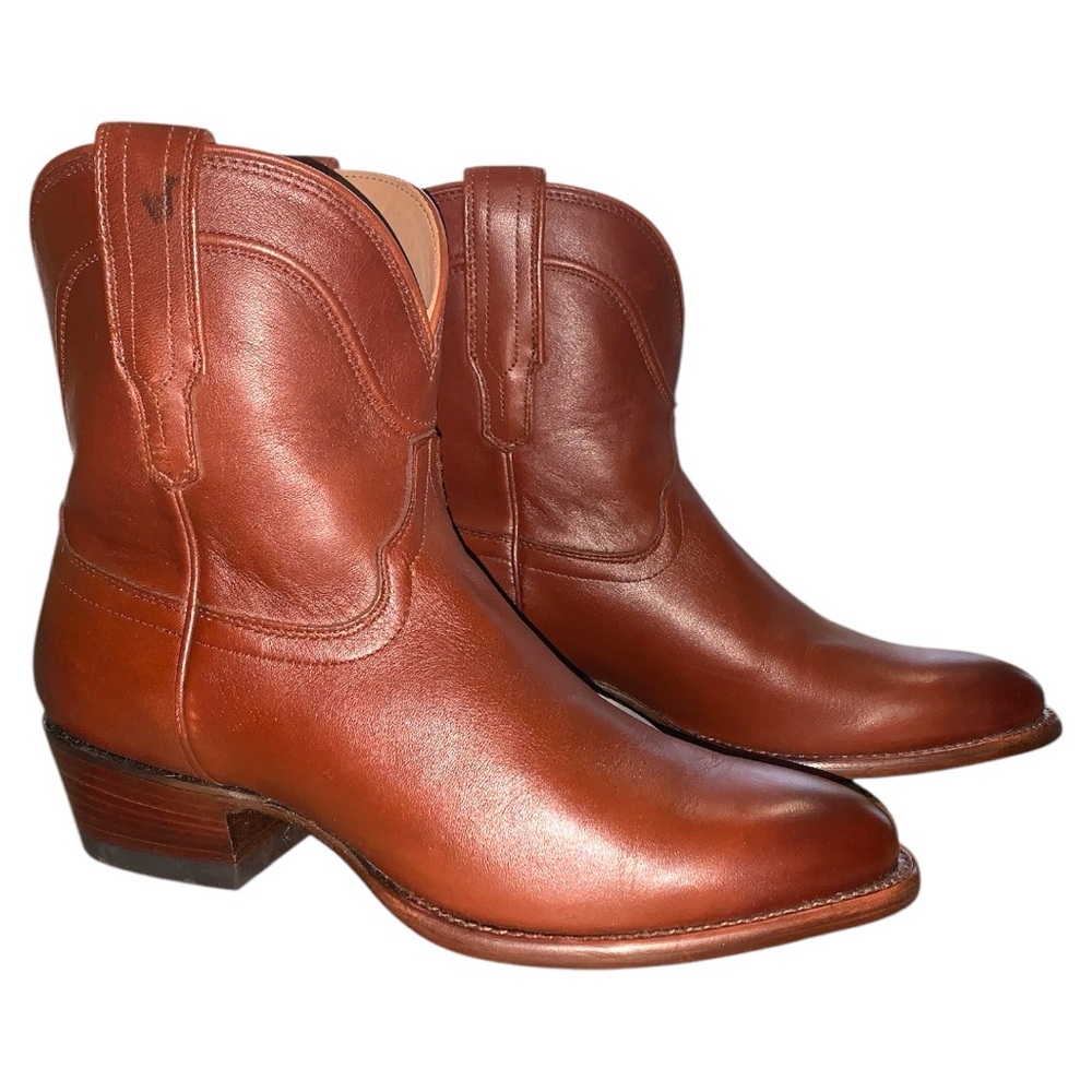 Women's TECOVAS Brown Cowboy Boots, Size 8B. leather, classic design.